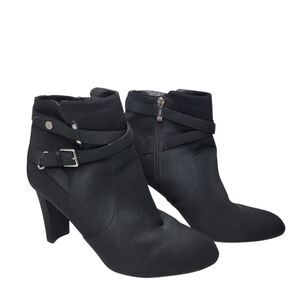 Unisa Ryder Black Silver Buckle Straps Heeled Booties Boots Size 10M Zip Closure